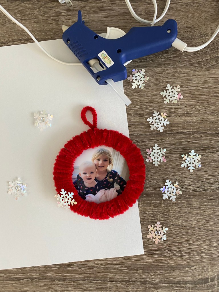 Easy Pipe Cleaner Christmas&nbsp;Ornament